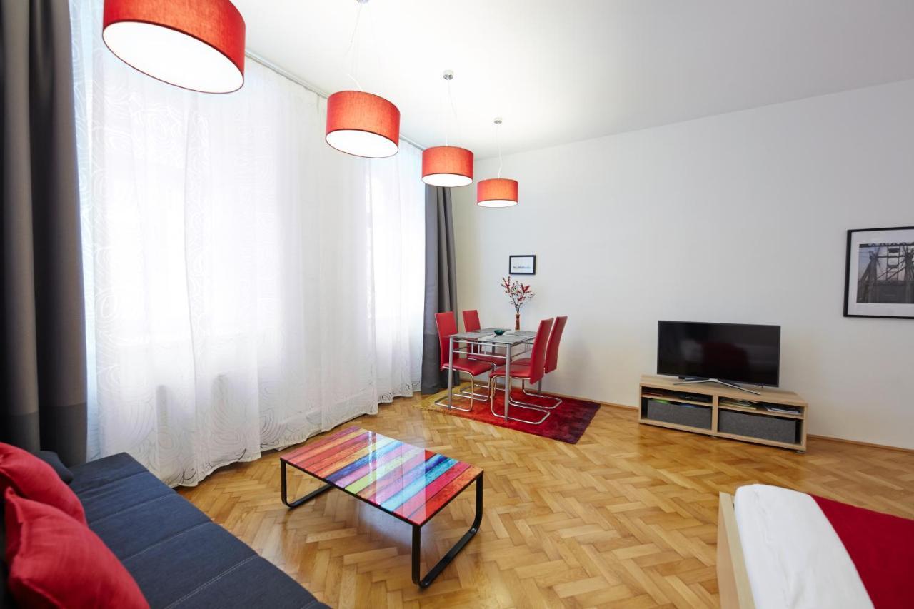 Stadthalle - Familycityapartment Wien Exteriör bild